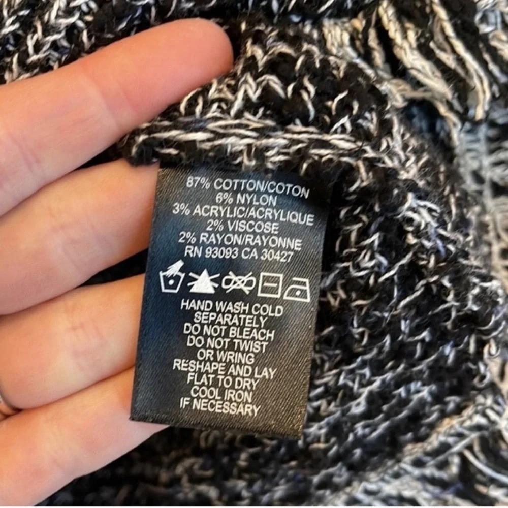 NIC+ZOE Charcoal Fringe Mix Sweater Size Medium